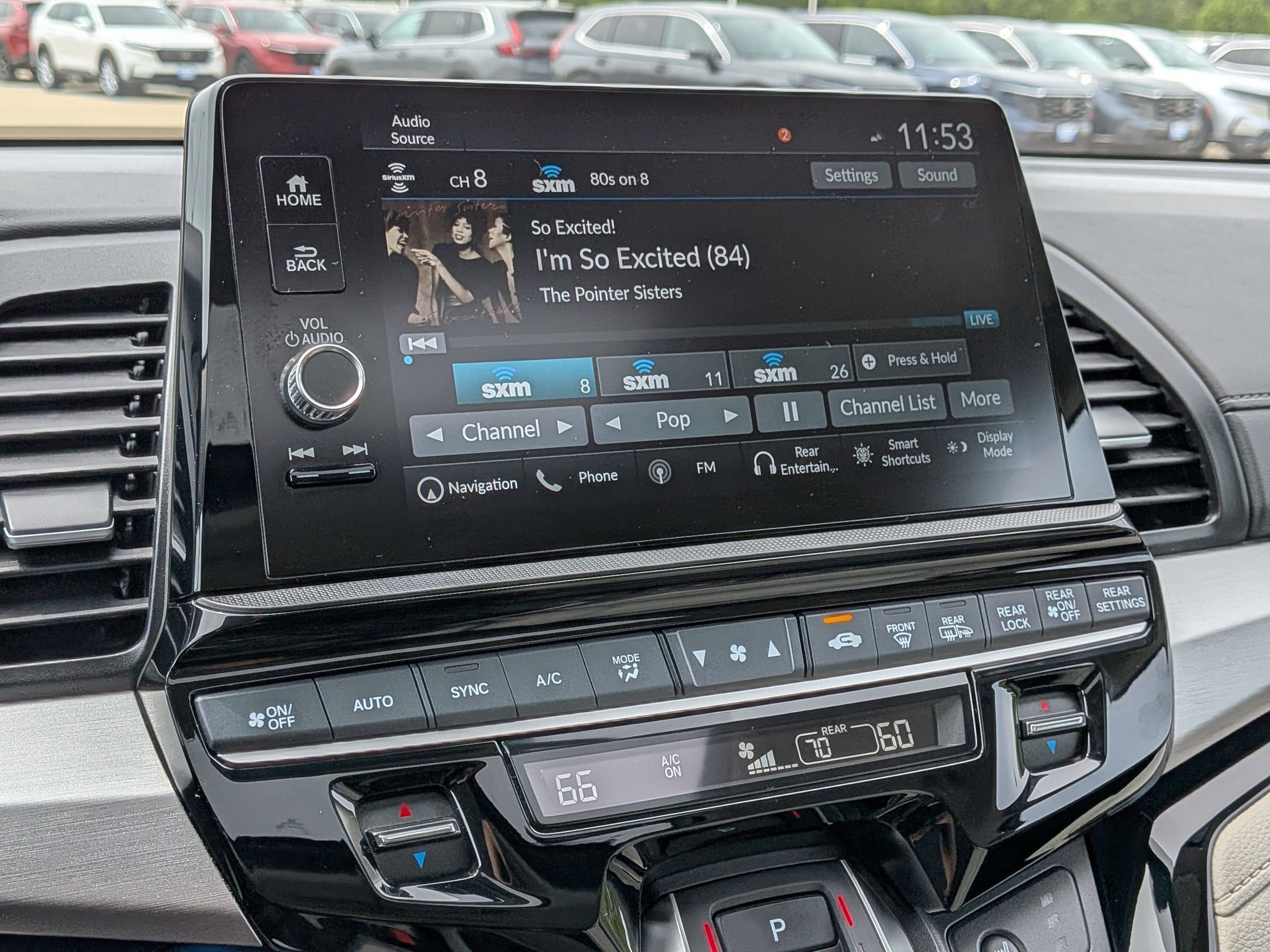 2025 Honda Odyssey Touring - Photo 17
