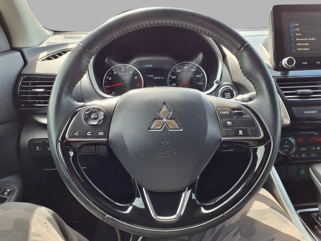 Used 2024 Black Mitsubishi  image 15