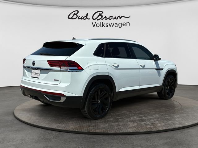 Used 2020 Pure White Volkswagen 3.6L V6 SE w/Technology image 5