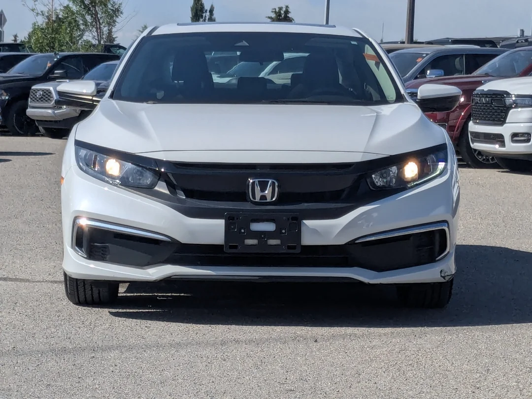 Used 2021 White Honda EX - - FWD - Sunroof - Heated Mirrors - Keyless Entry - Smart Device Integration & More! image 3