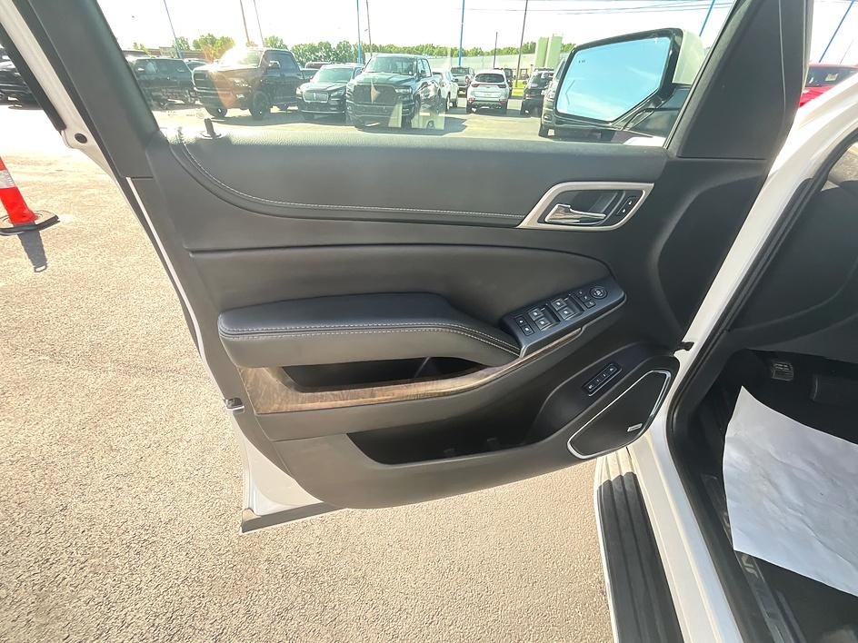 Used 2018 White GMC Denali image 12