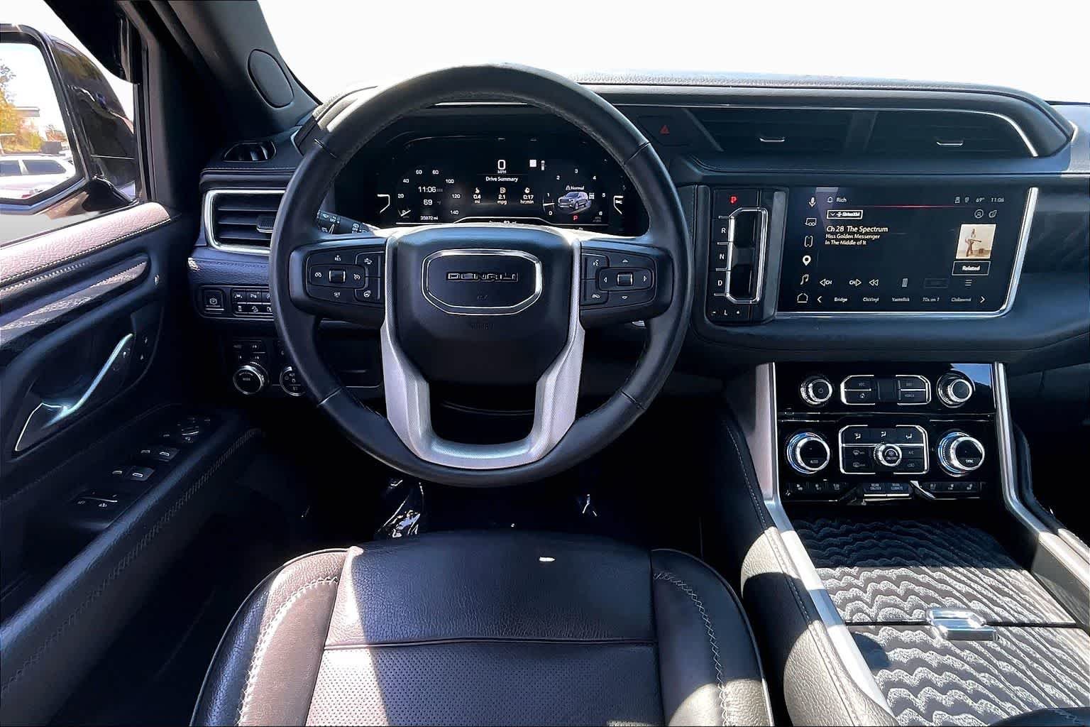 Used 2023 Onyx Black GMC Denali image 6