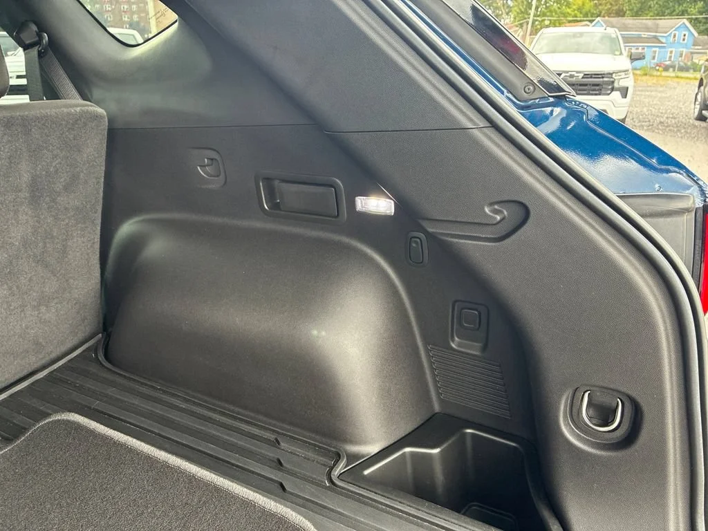 Used 2023 BLUE GLOW METALLIC Chevrolet LT image 37