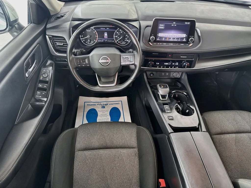 Used 2025 Silver Nissan SV image 26
