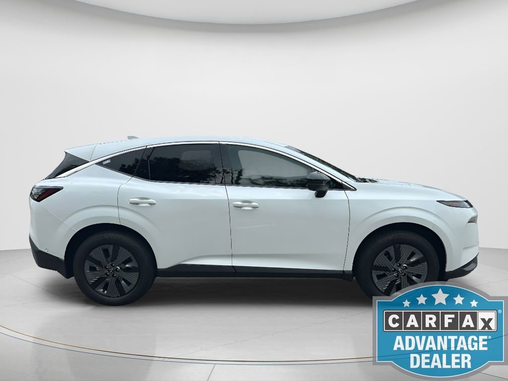 Used 2025 White Nissan SL image 8
