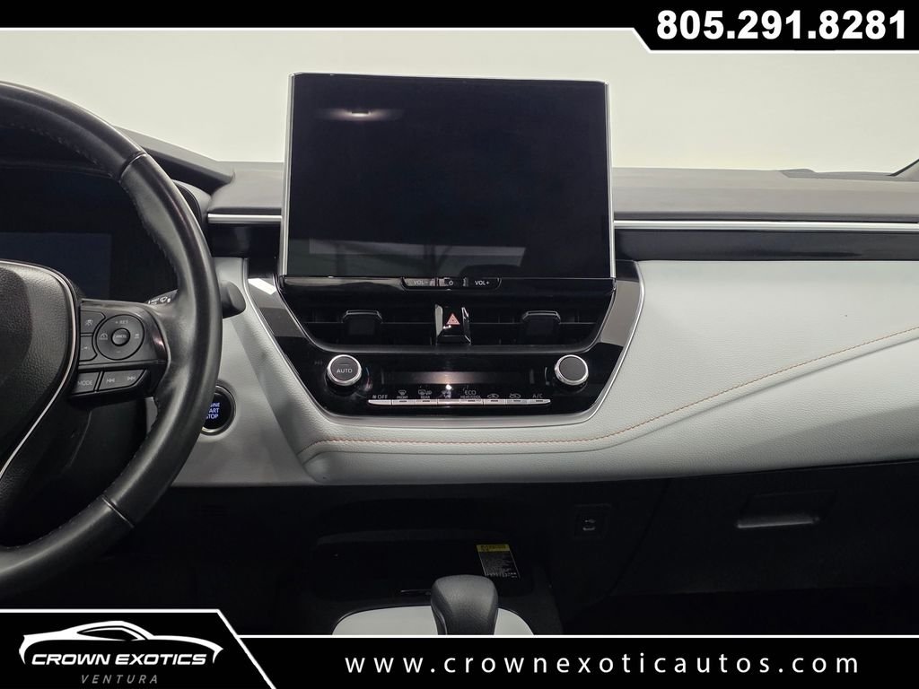 Used 2025 White Toyota FX image 16