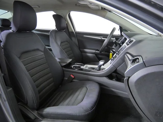 Used 2013 Gray Ford SE image 11