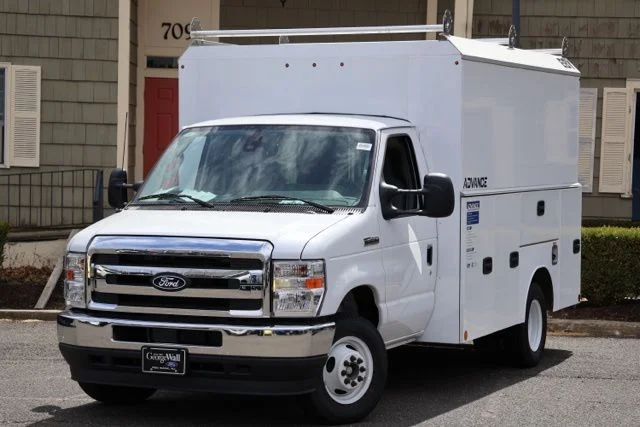2026 Ford E-Series DRW E-350 Super Duty 138 in WB's photo