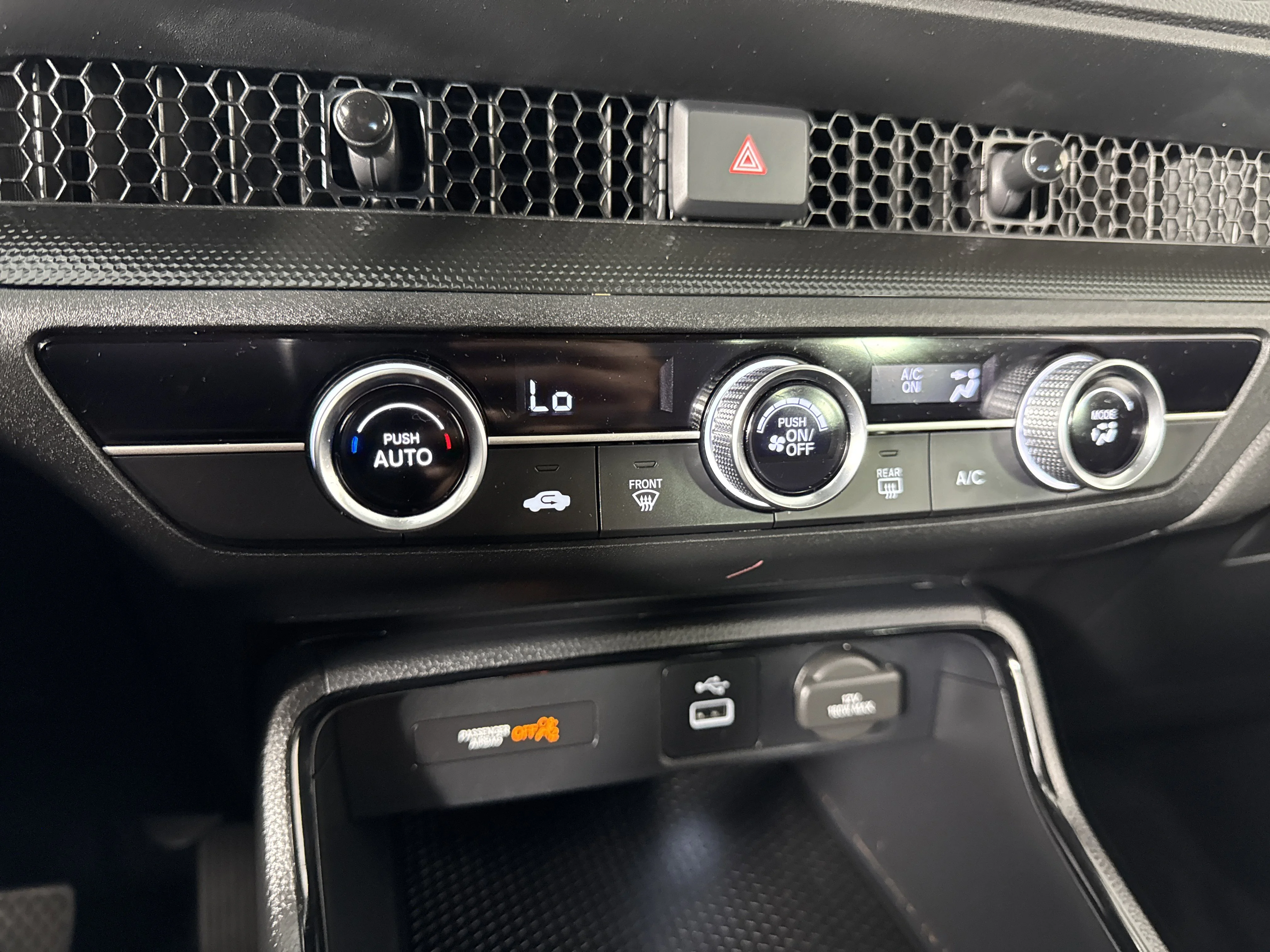 Used 2024 Canyon River Blue Metallic Honda LX image 27