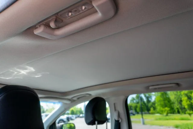 Used 2019 Gray Ford SEL image 13