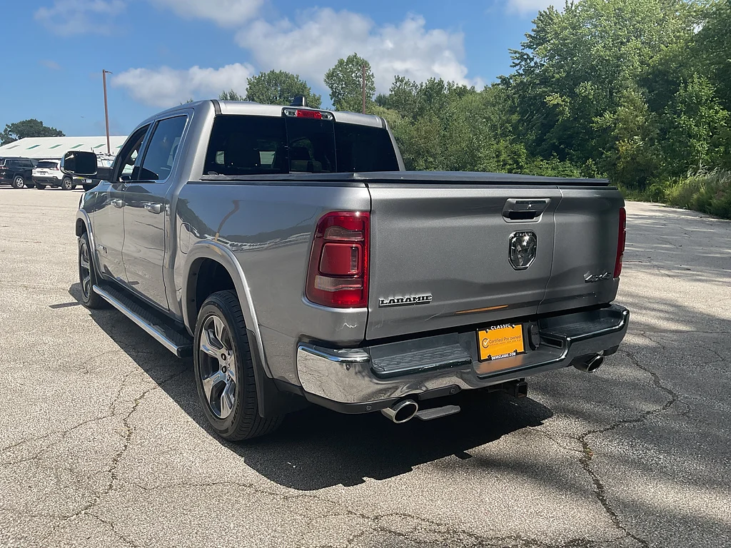Used 2021 Billet Silver Metallic Clear Coat Ram Laramie image 7