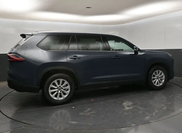 2026 Toyota Grand Highlander XLE - Photo 8