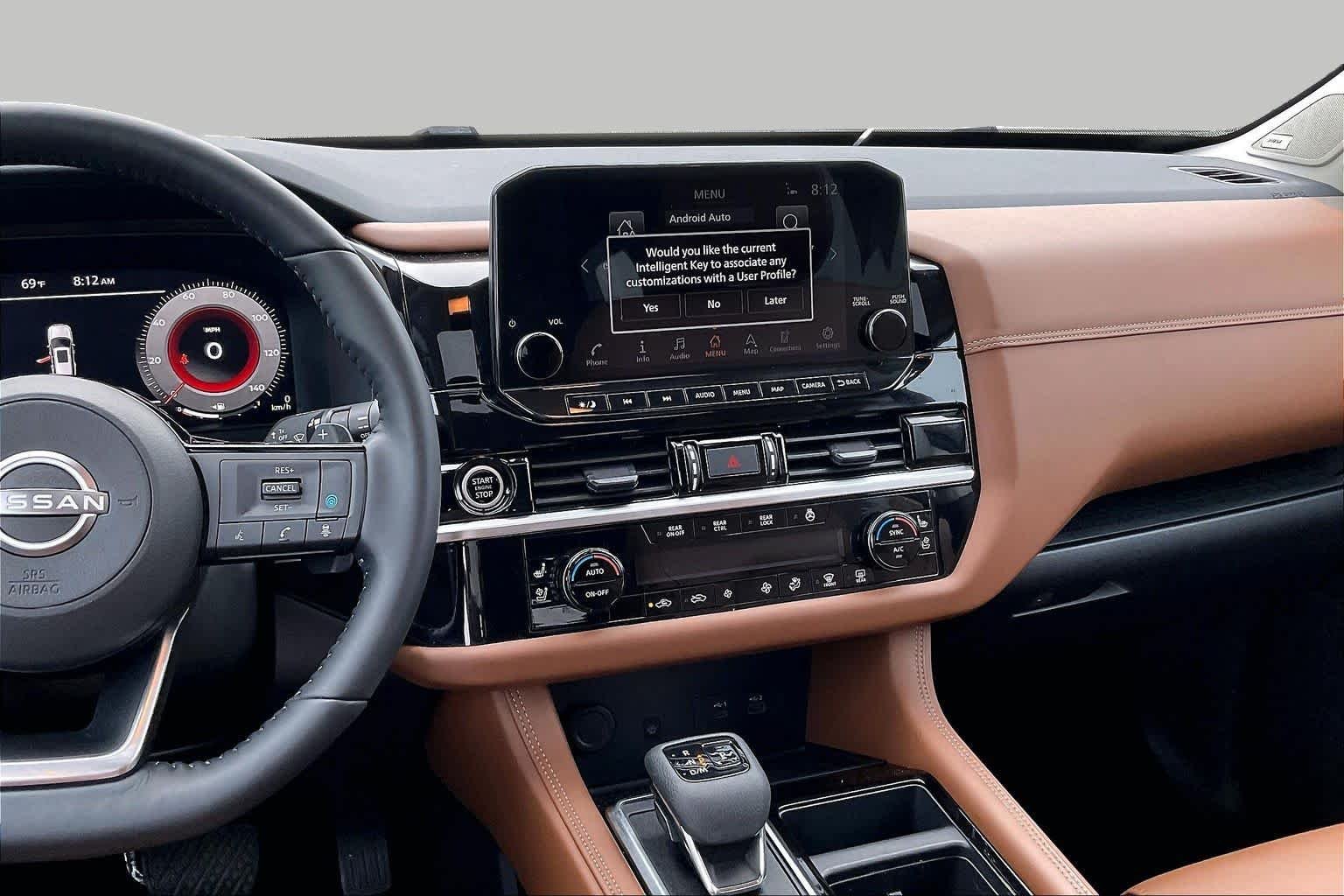 Used 2023 Super Black Nissan Platinum image 7