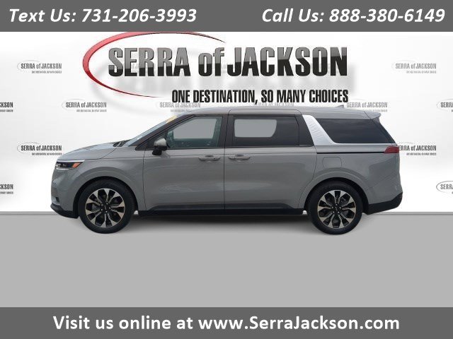 Pre-Owned 2024 Kia Carnival EX Front Wheel Drive Sports Van