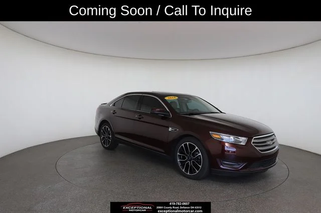 Used 2018 Red Ford SEL image 6