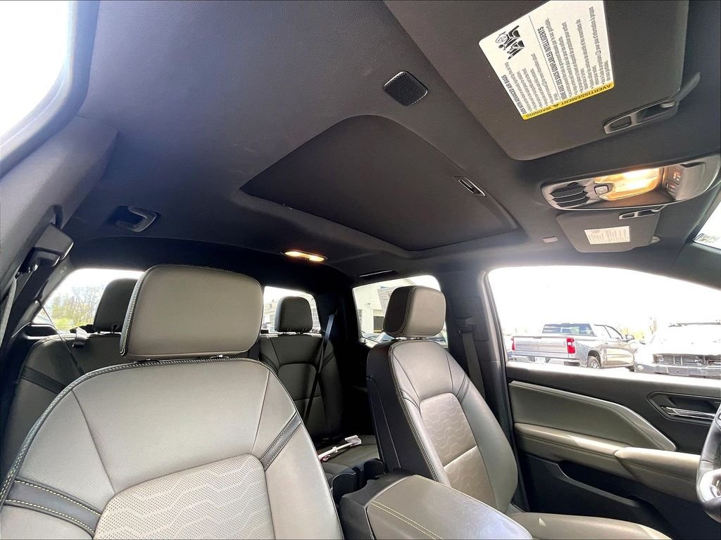 Used 2023 Blue Chevrolet ZR2 image 7