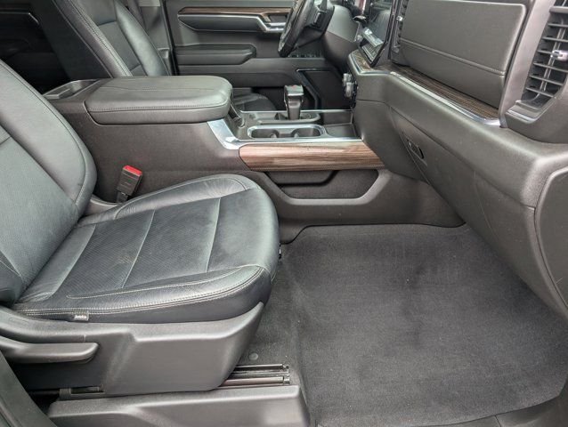 Used 2023 Gray Chevrolet RST image 26