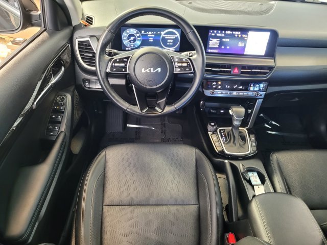 Photo 16