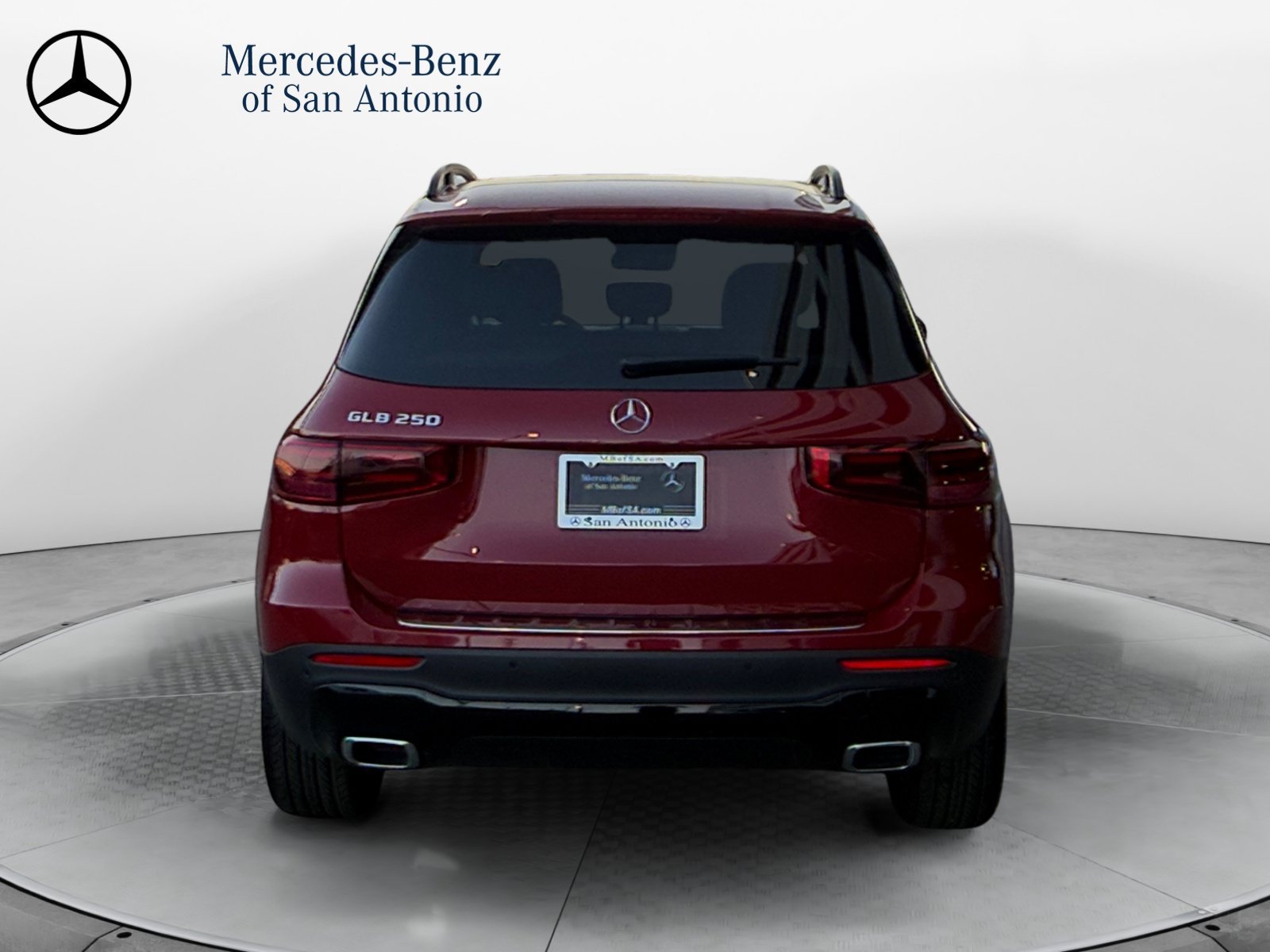 New 2026 MANUFAKTUR Patagonia Red Metallic Mercedes-Benz GLB 250 image 6