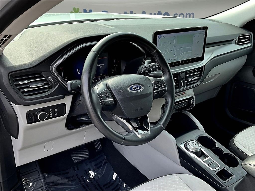 Used 2024 White Ford Active image 21
