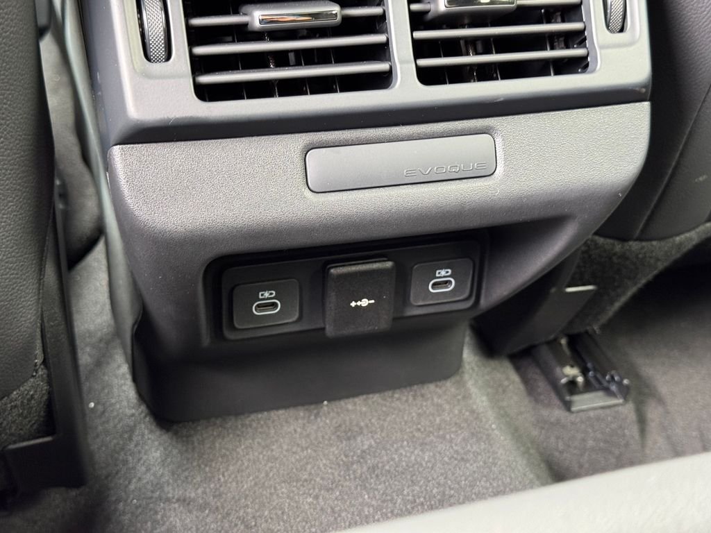 New 2026 Arroios Grey Land Rover  image 17