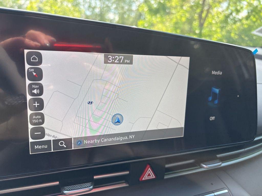 2025 Hyundai Elantra Blue - Photo 28