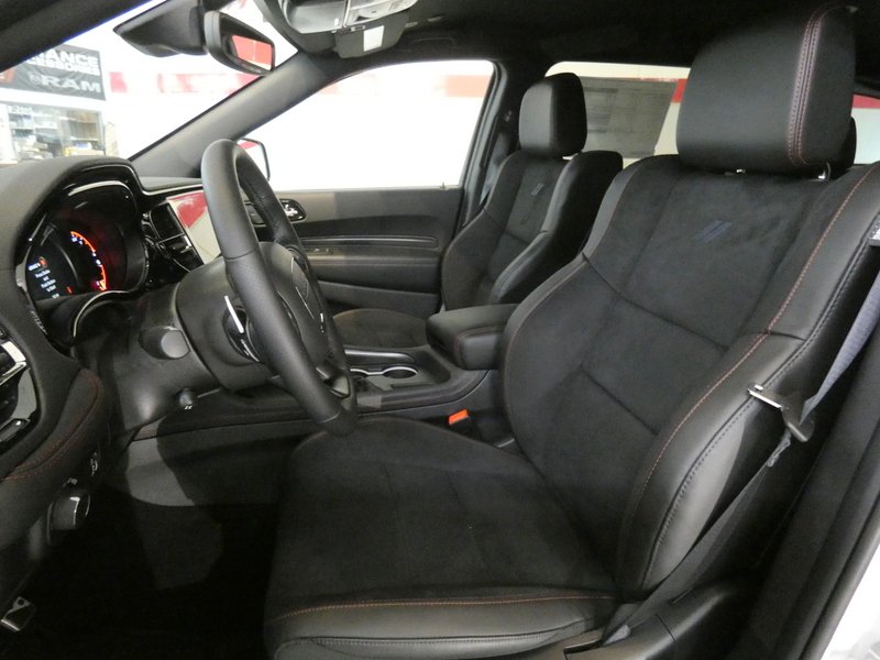 New 2026 White Knuckle Clear-Coat Exterior Paint Dodge R/T 392 AWD image 9