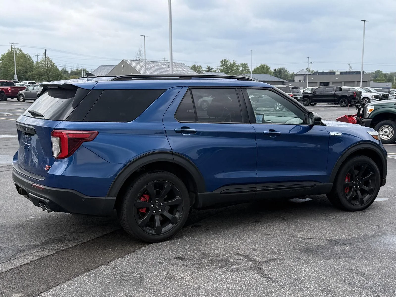 Used 2022 Atlas Blue Ford ST image 4