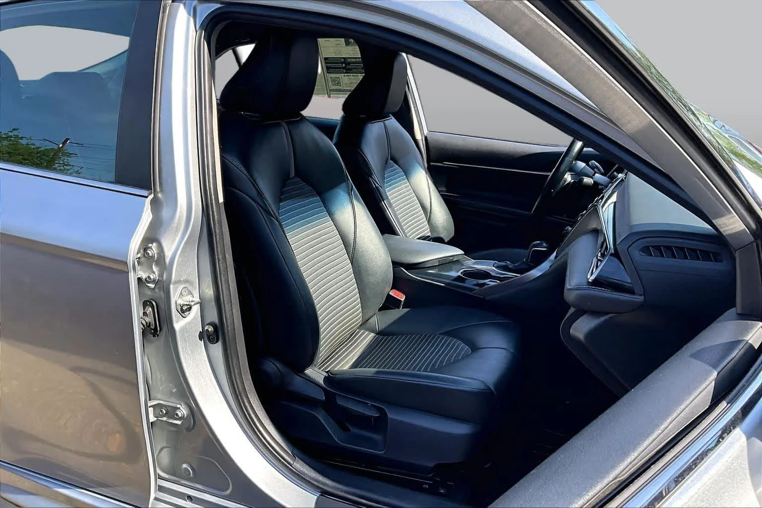 Used 2020 Celestial Silver Metallic Toyota SE image 8