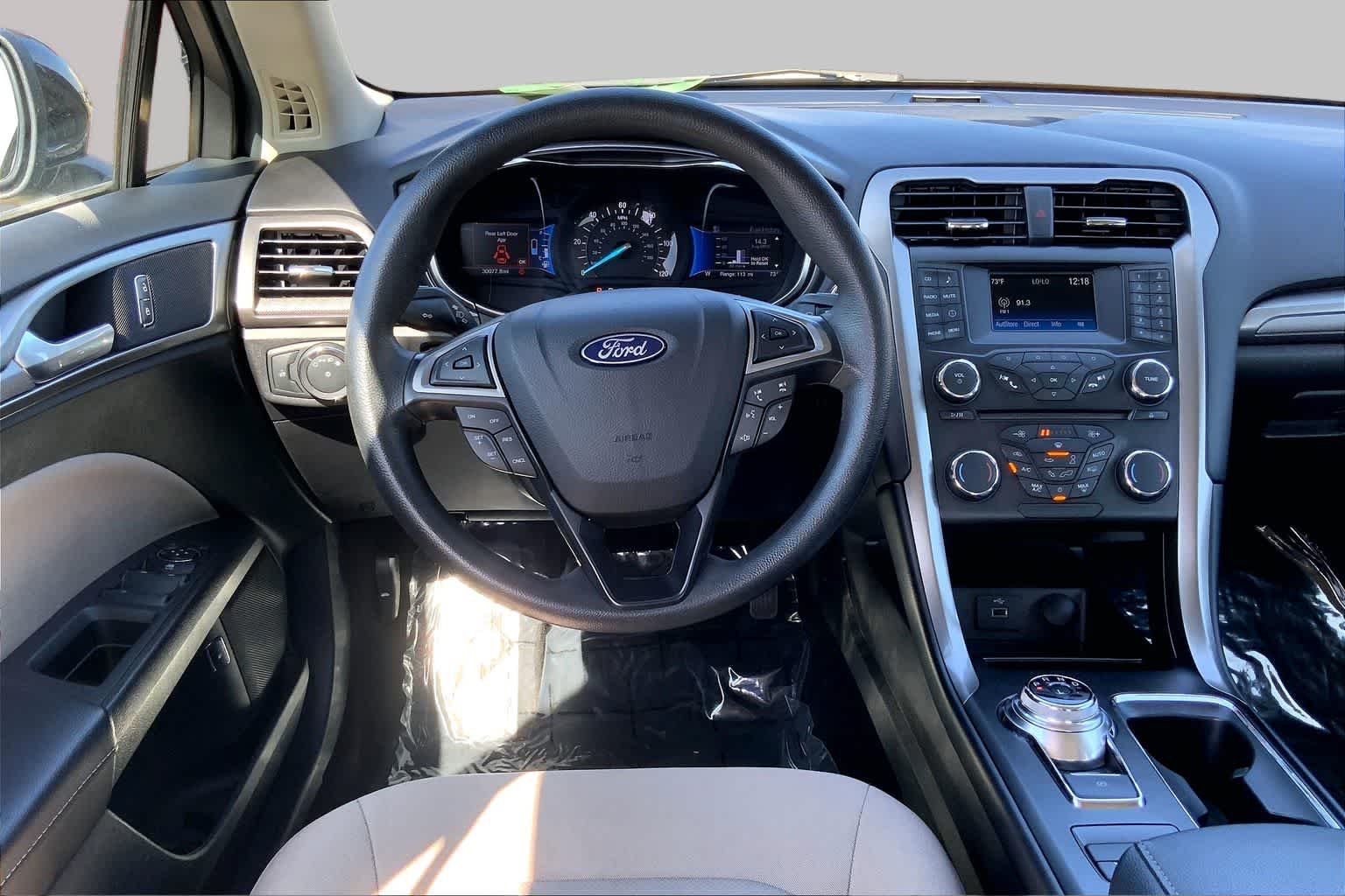 Used 2018 Shadow Black Ford S image 7