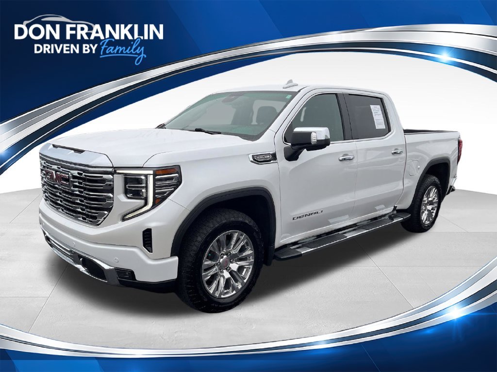 Used 2022 White GMC Denali image 1