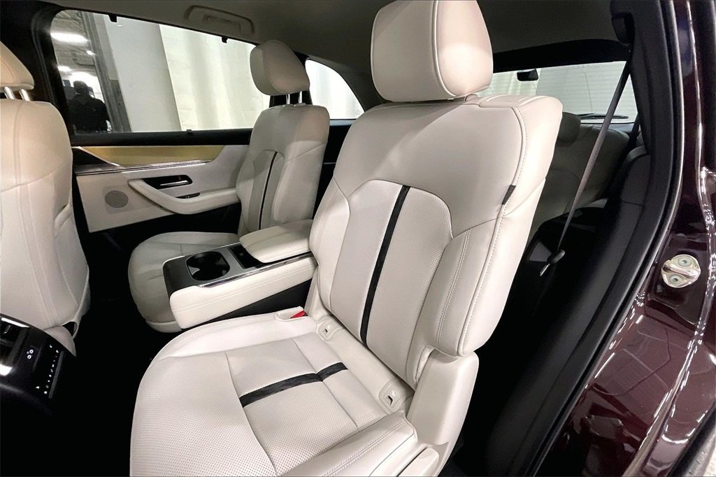 2026 MAZDA CX-90 - Image 9