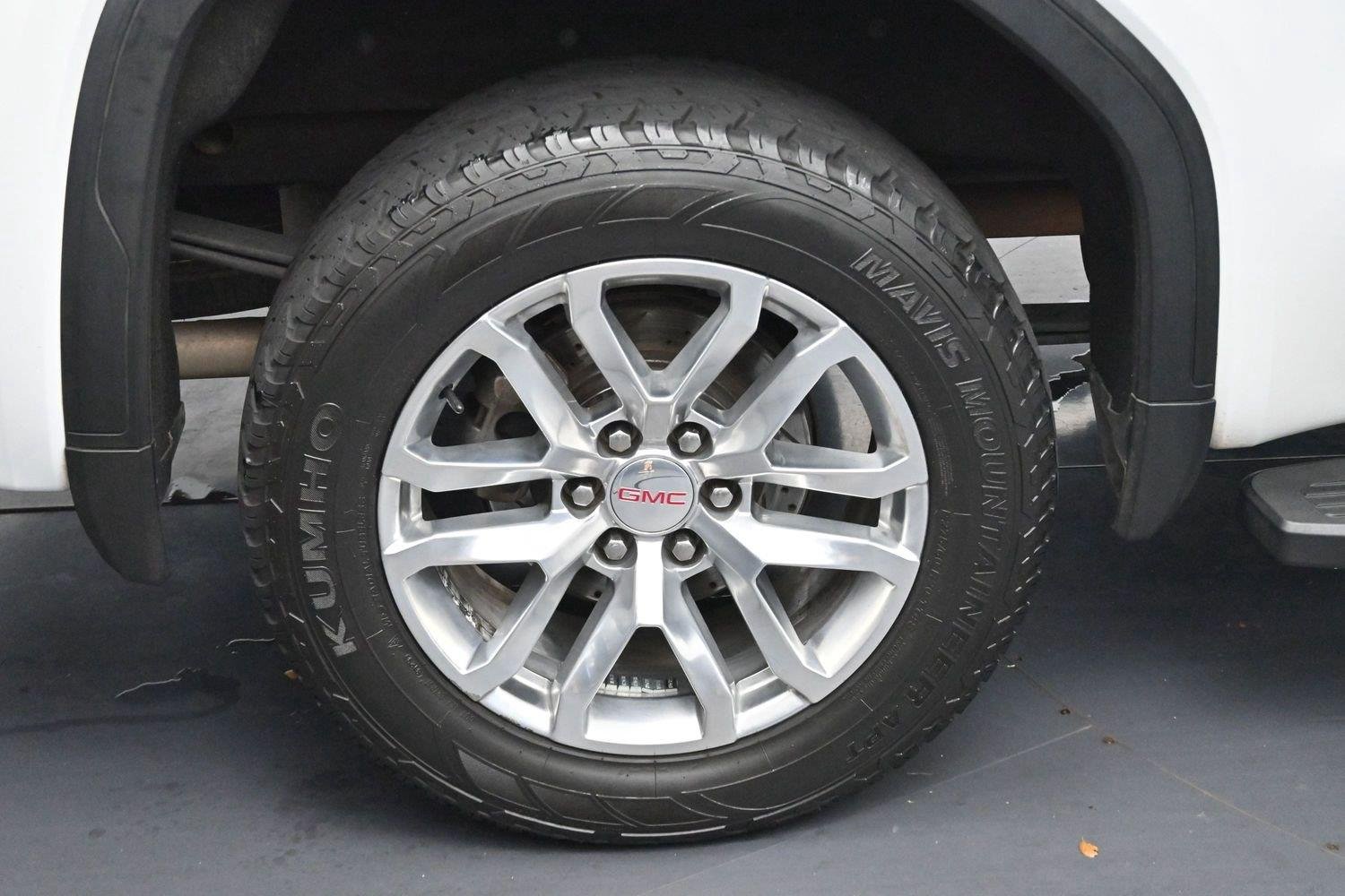 Used 2019 SUMMIT WHITE GMC SLT image 36