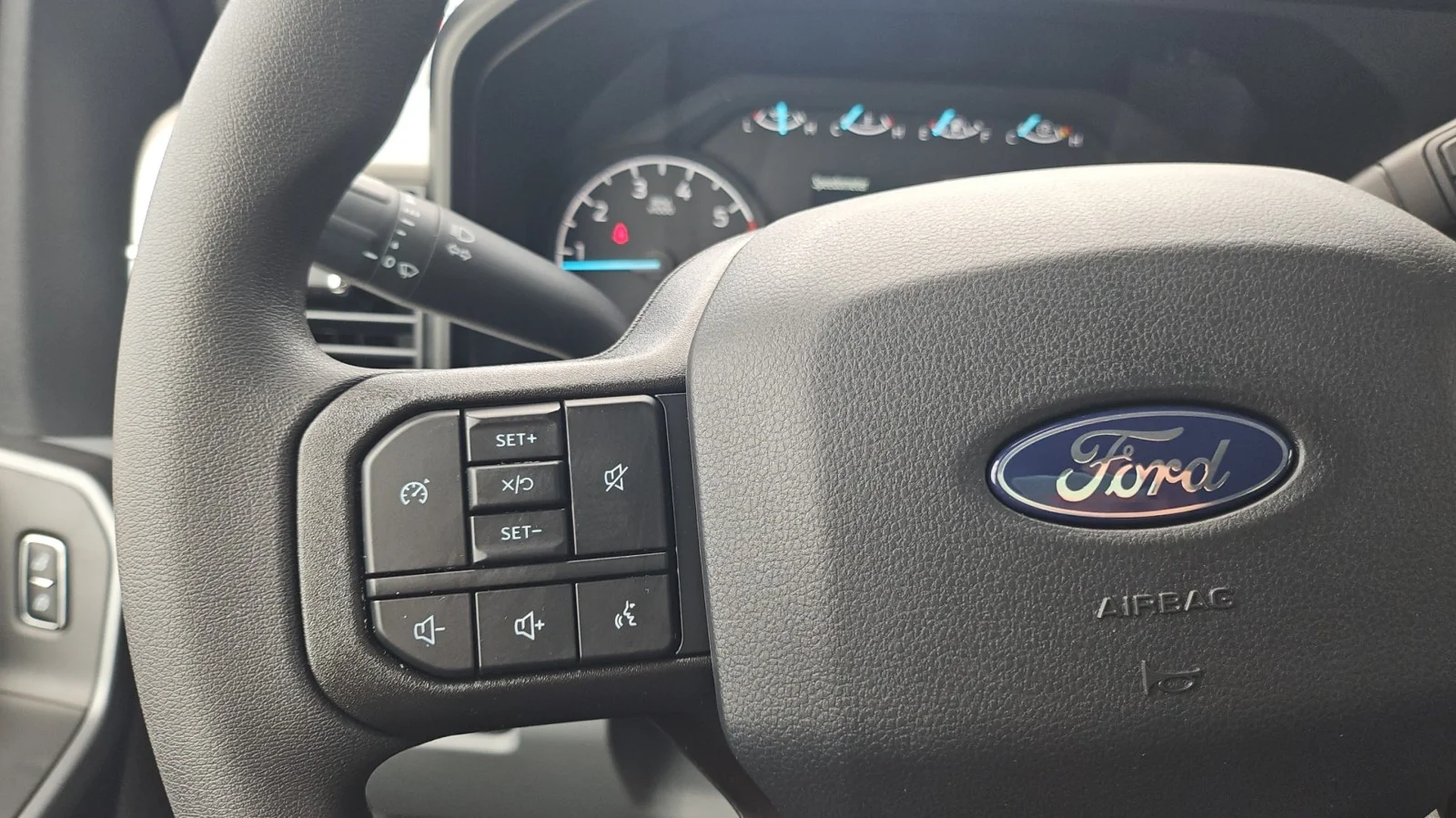 New 2027 Carbonized Gray Metallic Ford XL 4WD image 14