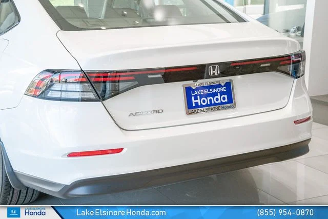 New 2026 Platinum White Pearl Honda SE image 6