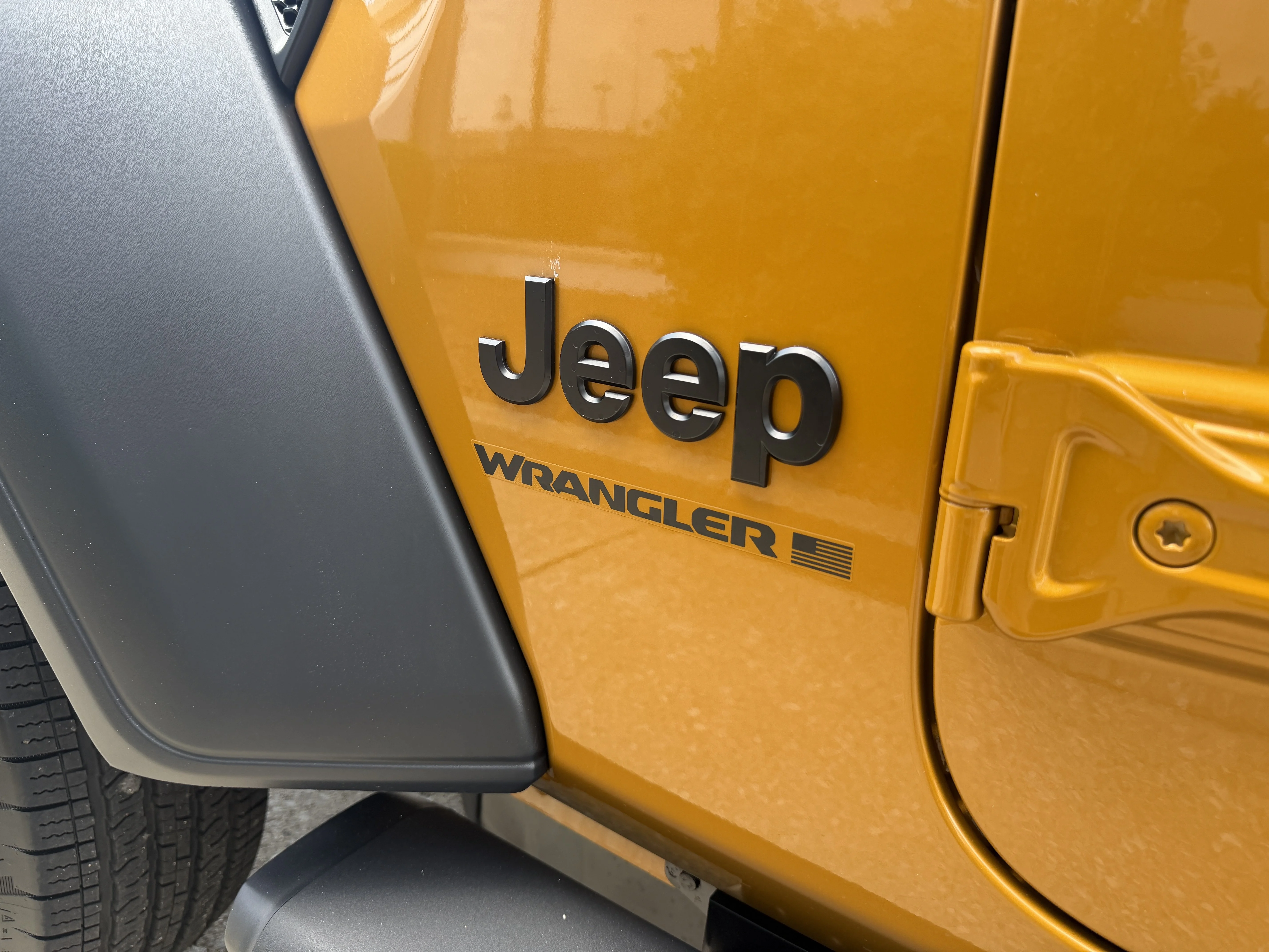 New 2026 Goldilocks Exterior Paint Jeep Sport S image 15