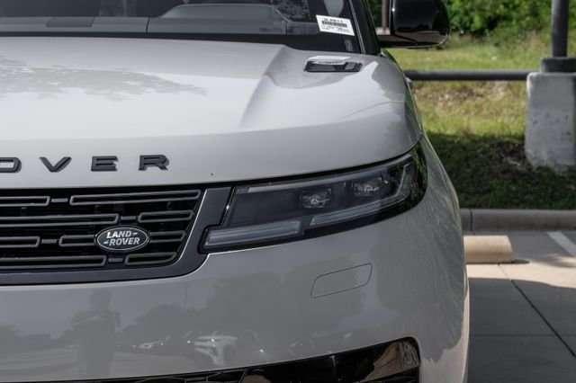 New 2026  Land Rover Dynamic SE image 58