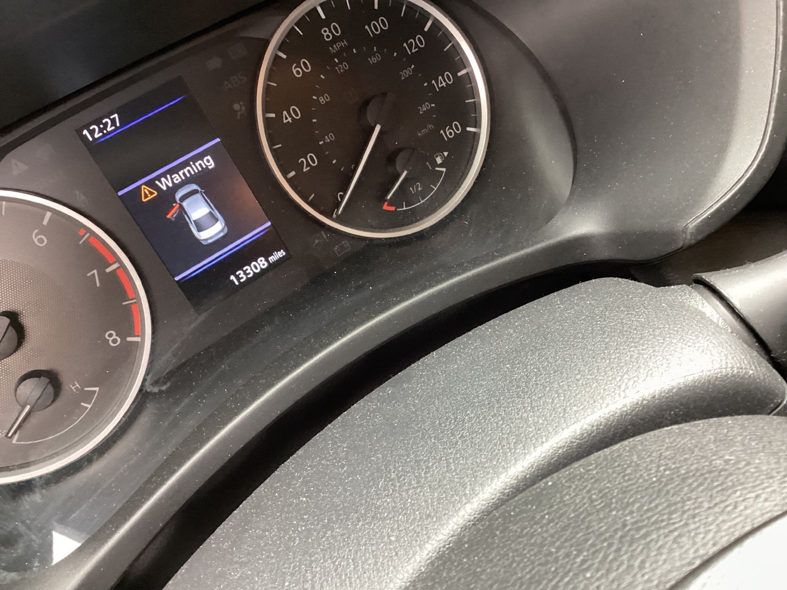 Used 2025 Gray Nissan S image 3