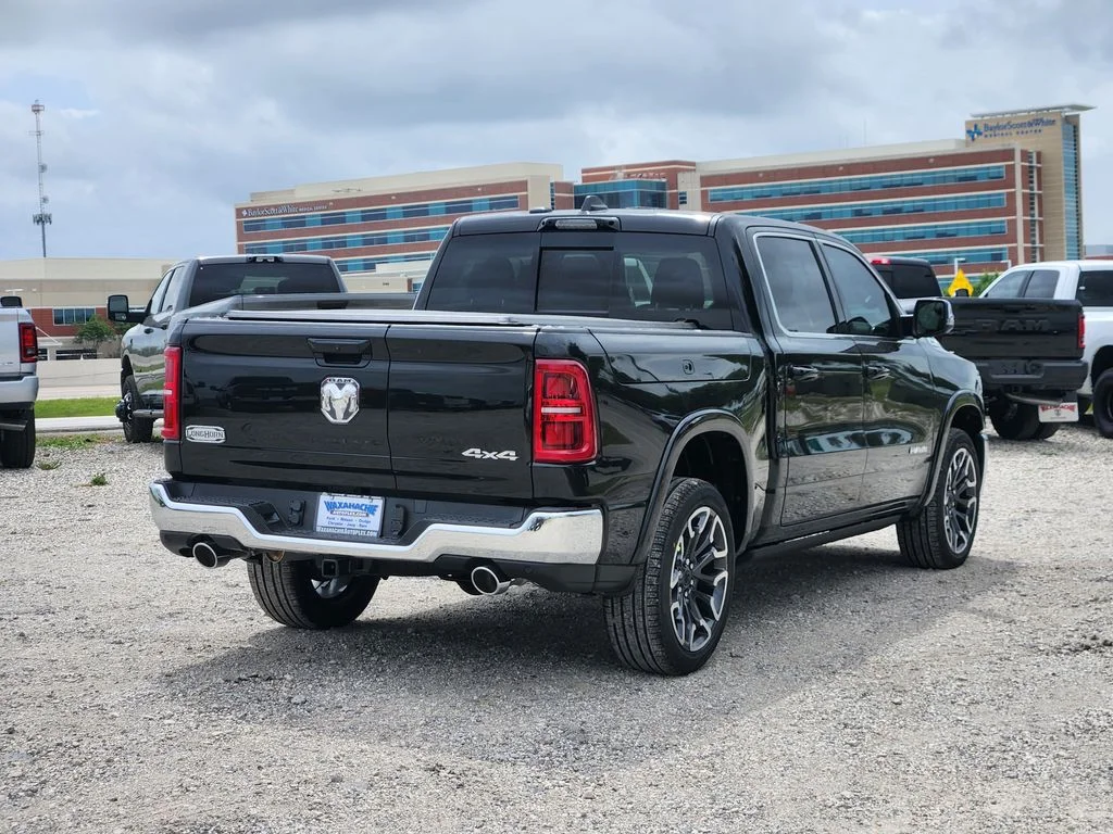 New 2026 Diamond Black Crystal Pearl-Coat Exterior Paint RAM Limited image 4