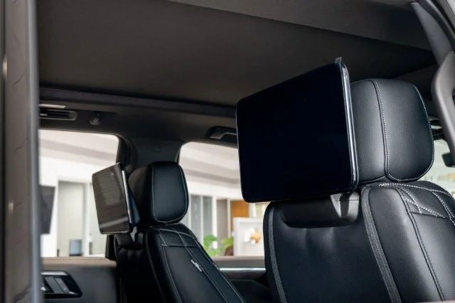 2026 Chevrolet Tahoe Premier - Photo 11