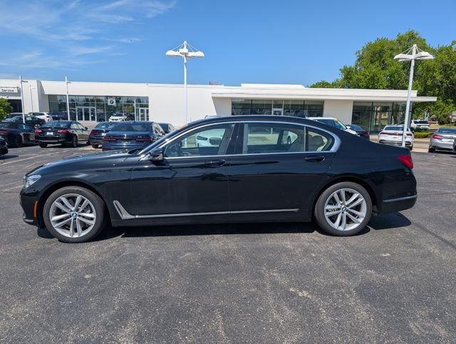 2018 BMW 7 Series 750i xDrive's photo