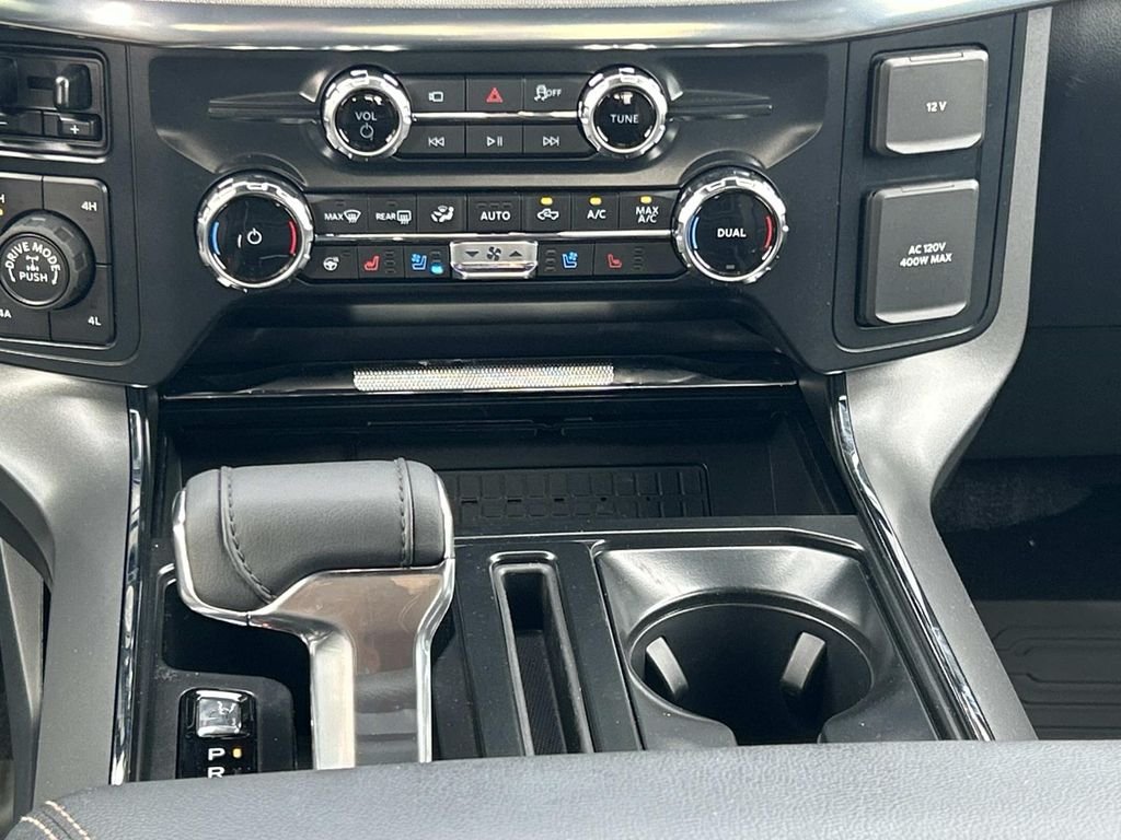 New 2026 Oxford White Ford Lariat® image 16