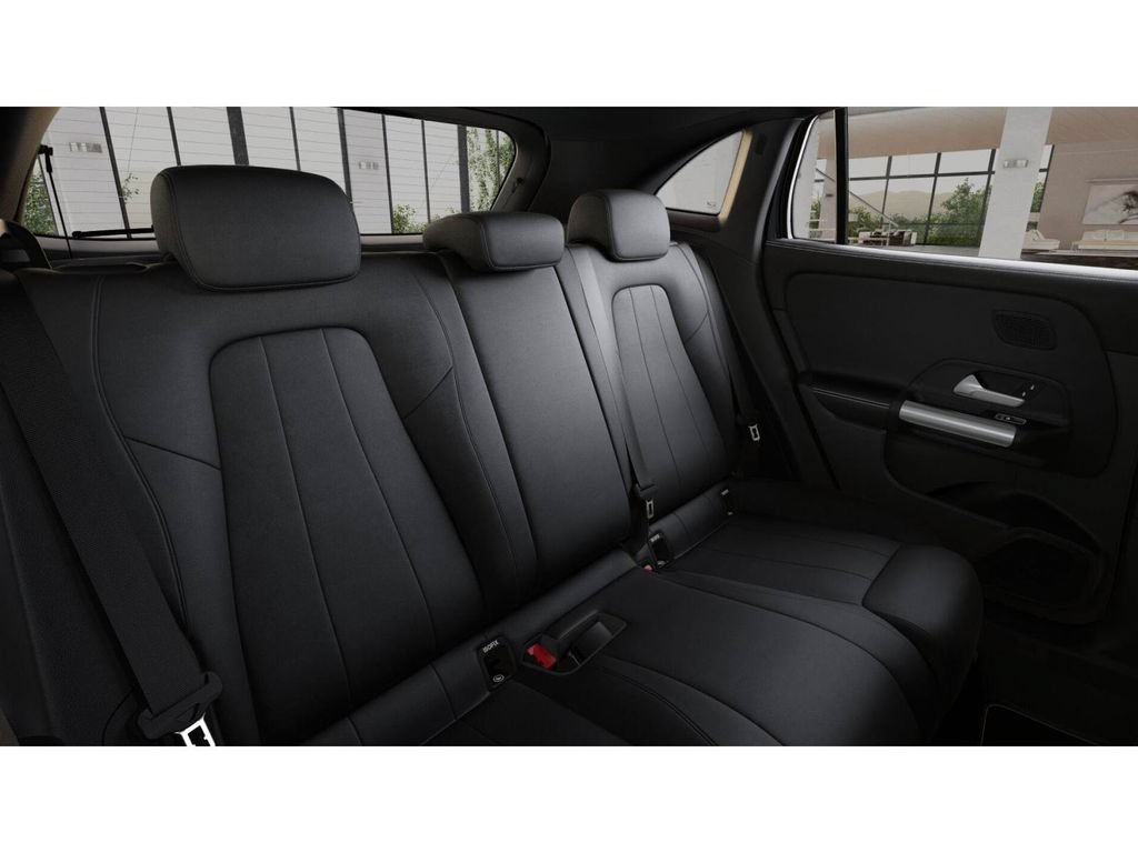 New 2026 Night Black Mercedes-Benz GLA 250 image 47