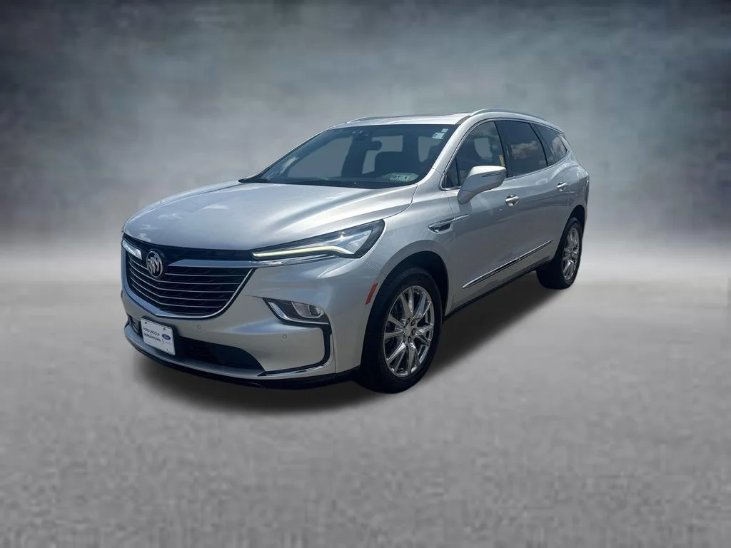 2022 Buick Enclave Essence AWD's photo
