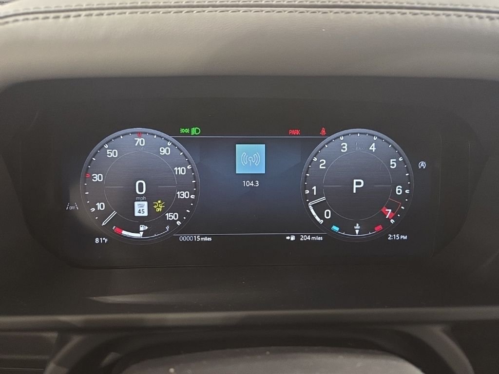 New 2026 Fuji White Land Rover X-Dynamic SE image 13