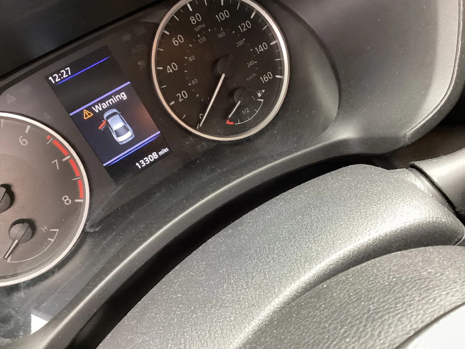 Used 2025 Gray Nissan S image 3