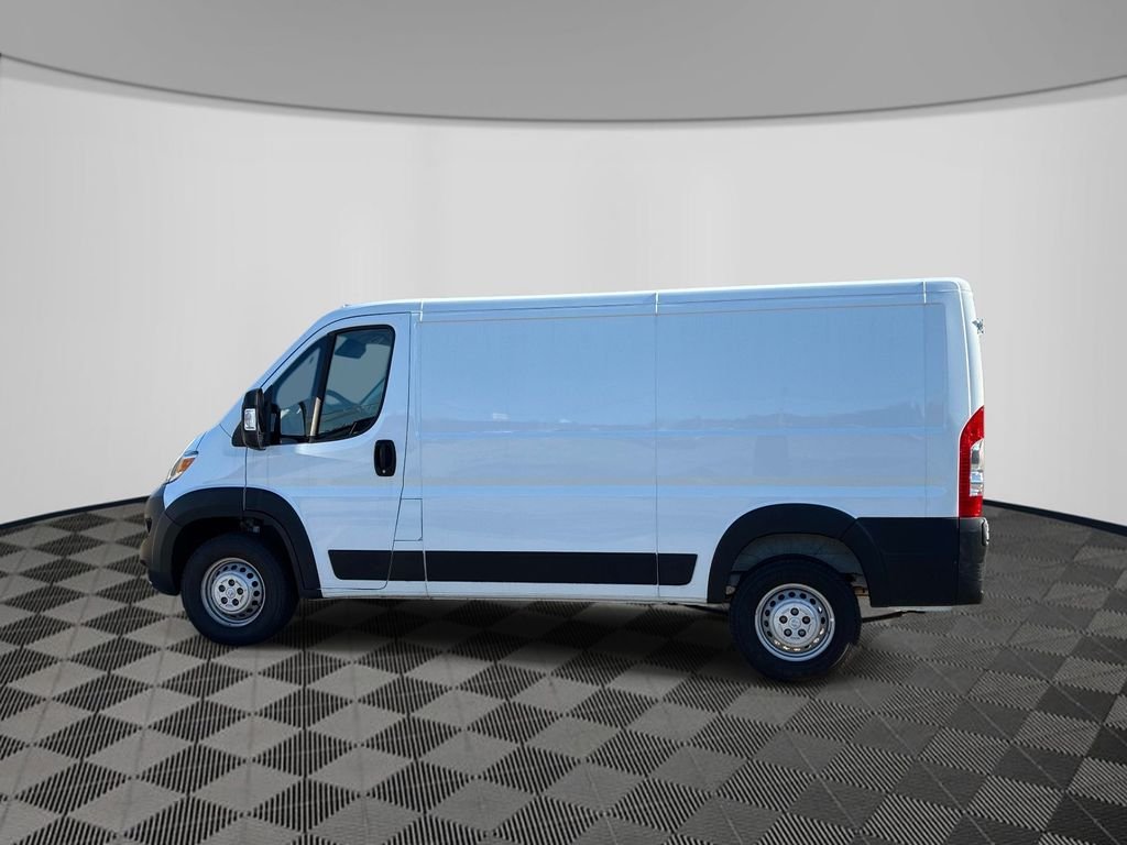 Used 2025 White Ram Base image 4