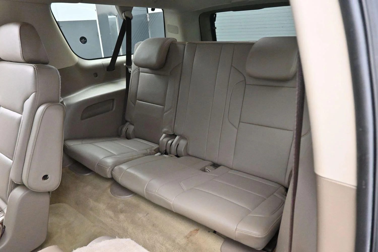 Used 2018 Summit White Chevrolet Premier image 36