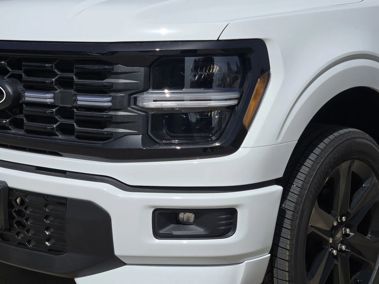 New 2026 Oxford White Ford STX® image 5