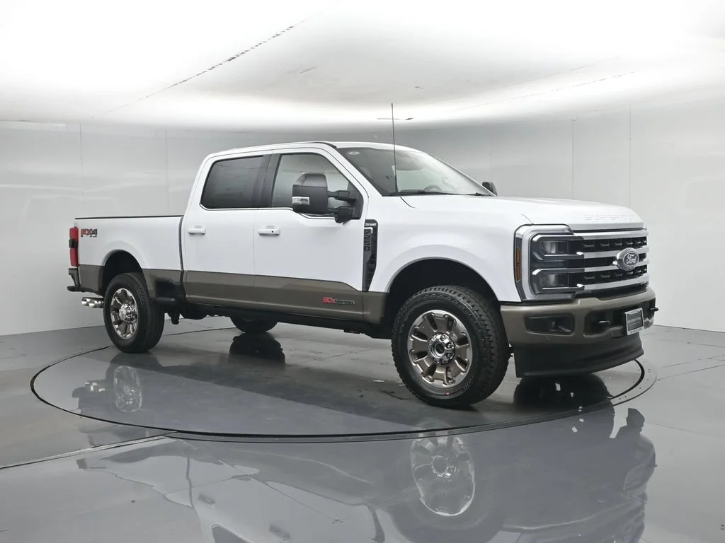 New 2027 Oxford White Ford King Ranch image 28